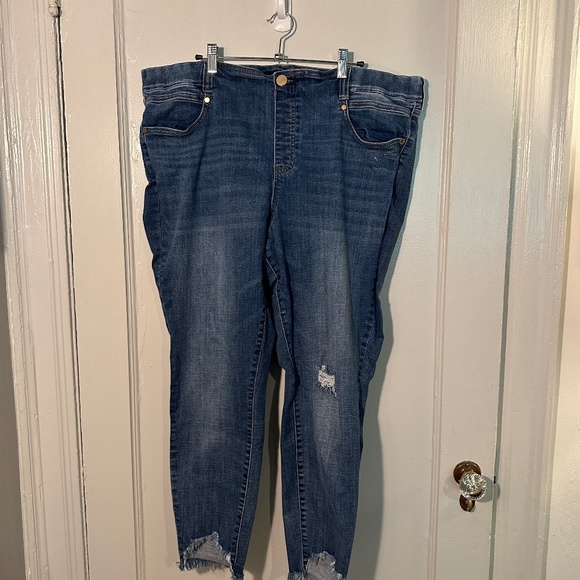 Liverpool Jeans - "The Slim" distressed - Picture 1 of 1
